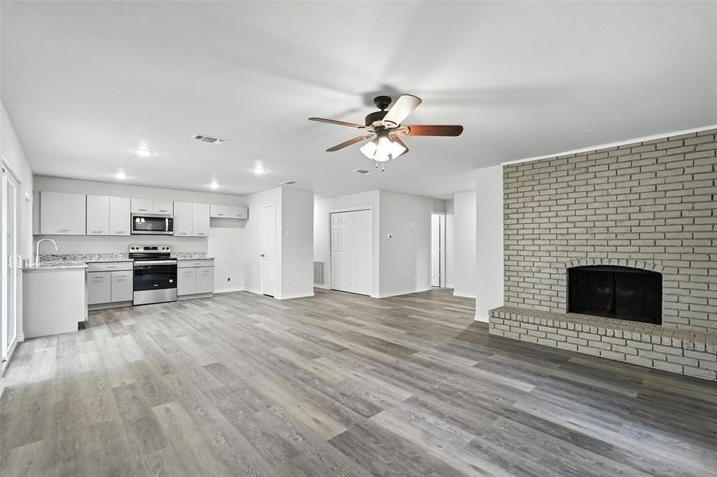 4613 Tarry Dr - Photo 5 of 39