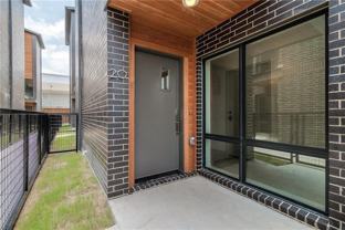 2290 N Fitzhugh Ave #20 - Photo 1 of 1