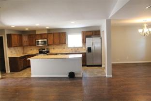 809 W Northgate Dr - Photo 1 of 1