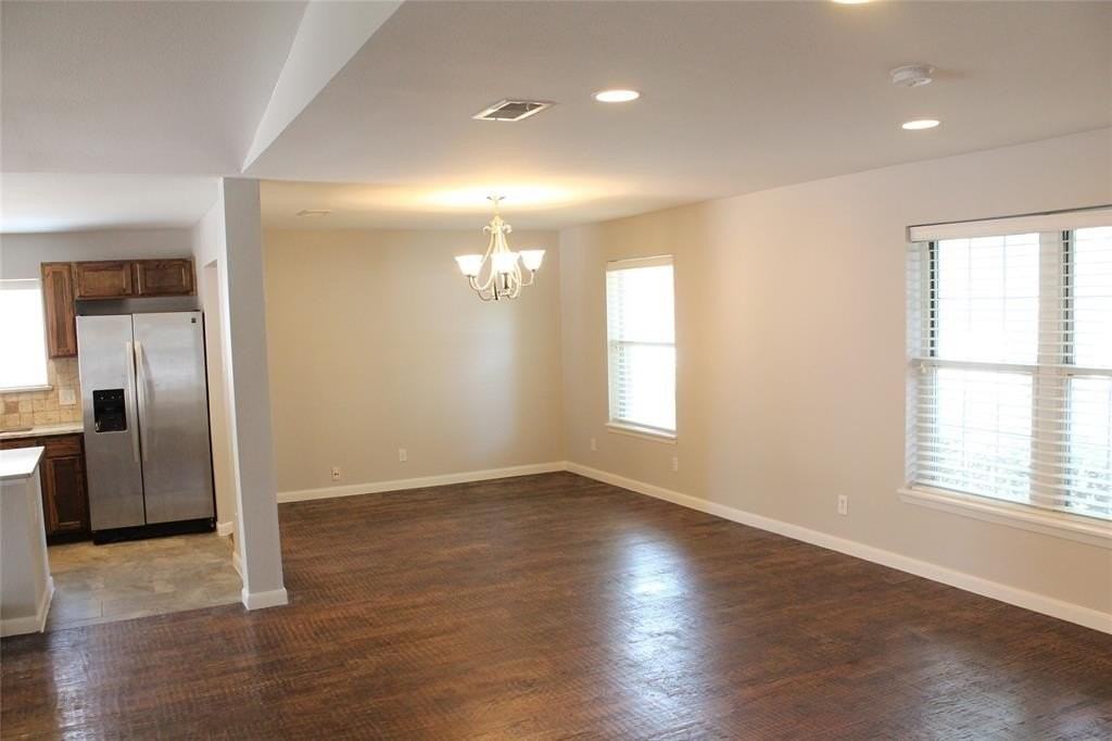 809 W Northgate Dr - Photo 5 of 20