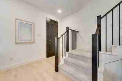 524 4th St - Photo 2 of 19