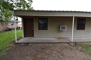 featured image of 606 N Main St #A