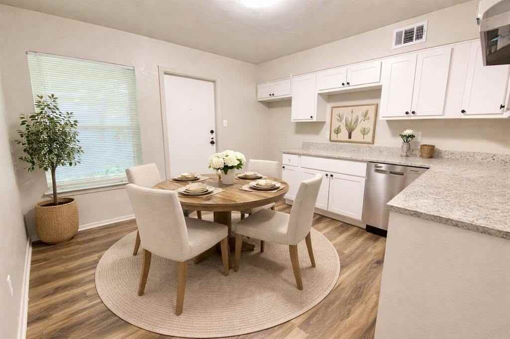 117 E Sanford St #B - Photo 7 of 18