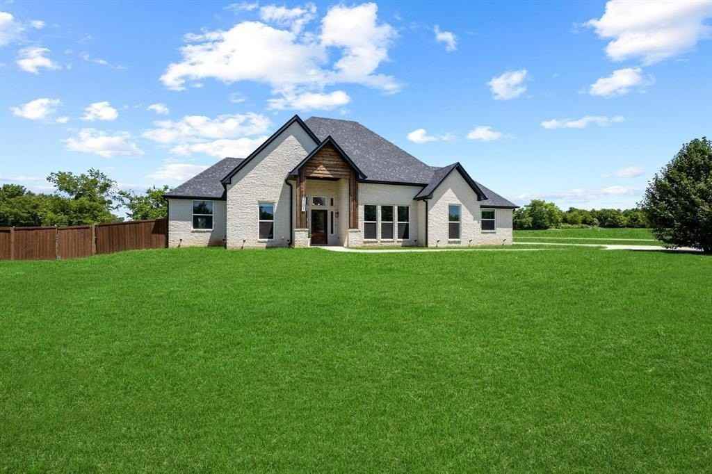 2201 Norwood St - Photo 2 of 35