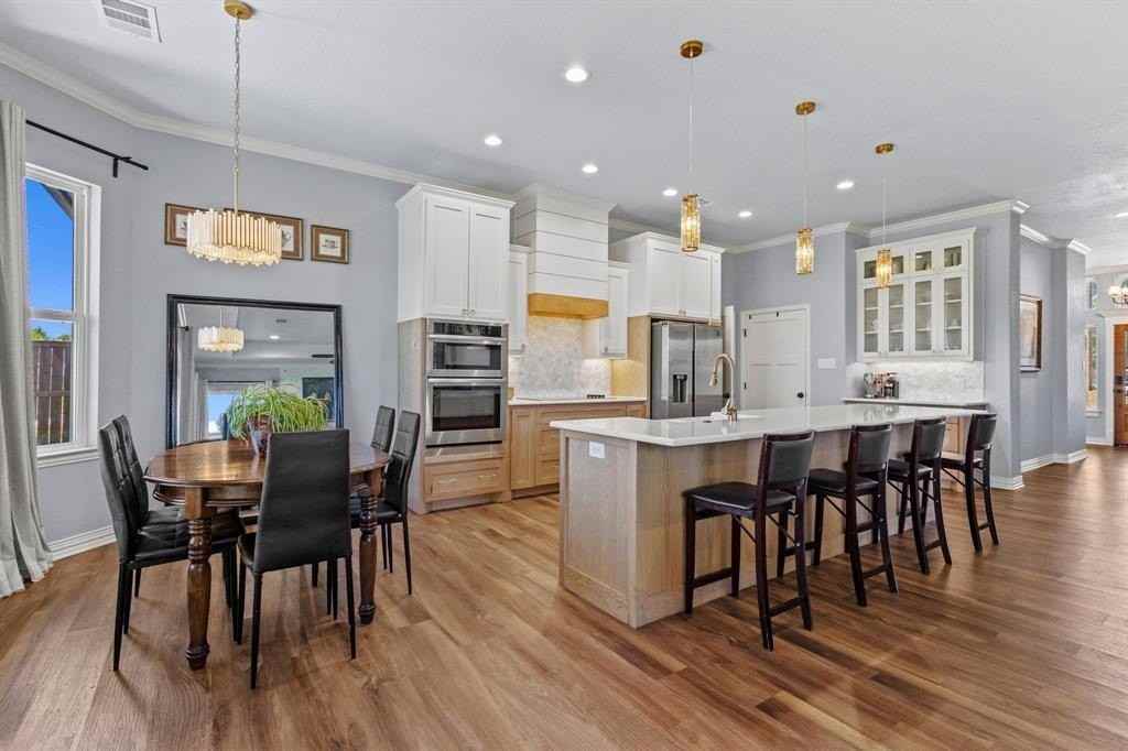 2201 Norwood St - Photo 7 of 35