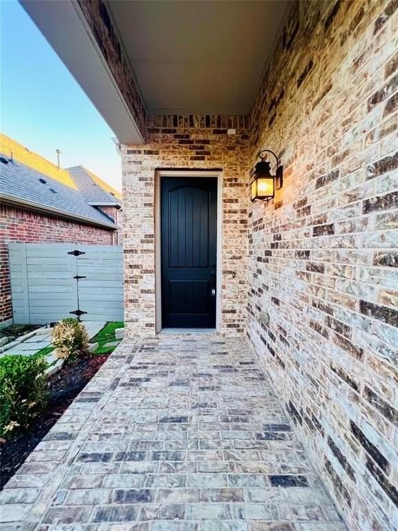 701 10th St - Photo 3 of 26