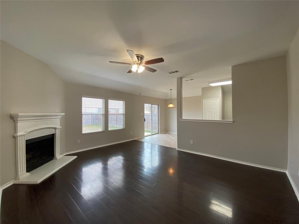 1705 Birds Eye Rd - Photo 5 of 17