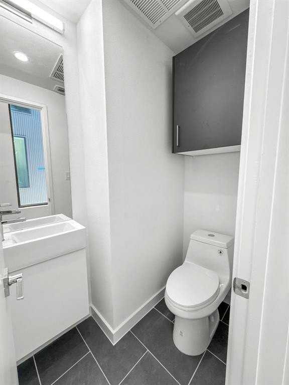 4803 Manett St #103 - Photo 7 of 15