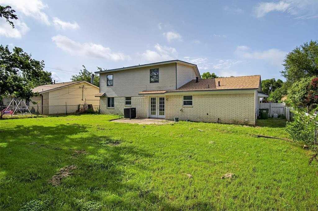 14843 Green Valley Dr - Photo 2 of 5