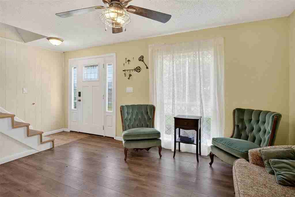 14843 Green Valley Dr - Photo 5 of 5