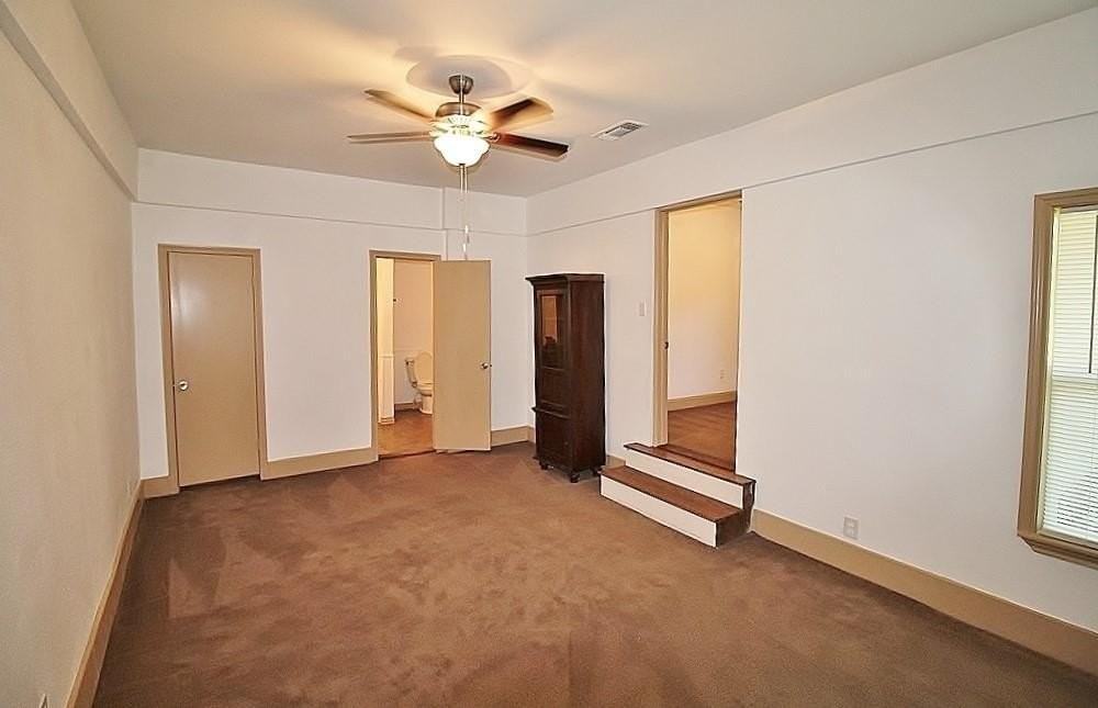 112 Trailwood Rd - Photo 4 of 15