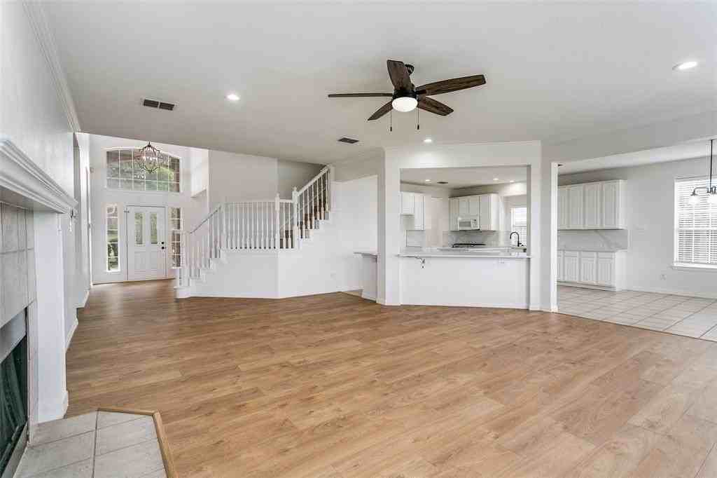 2625 Royal Birkdale Dr - Photo 2 of 25