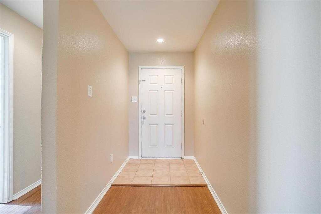 1108 Cottonwood Dr - Photo 2 of 12