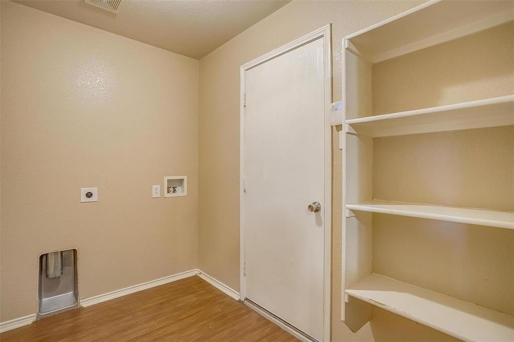 1108 Cottonwood Dr - Photo 6 of 12