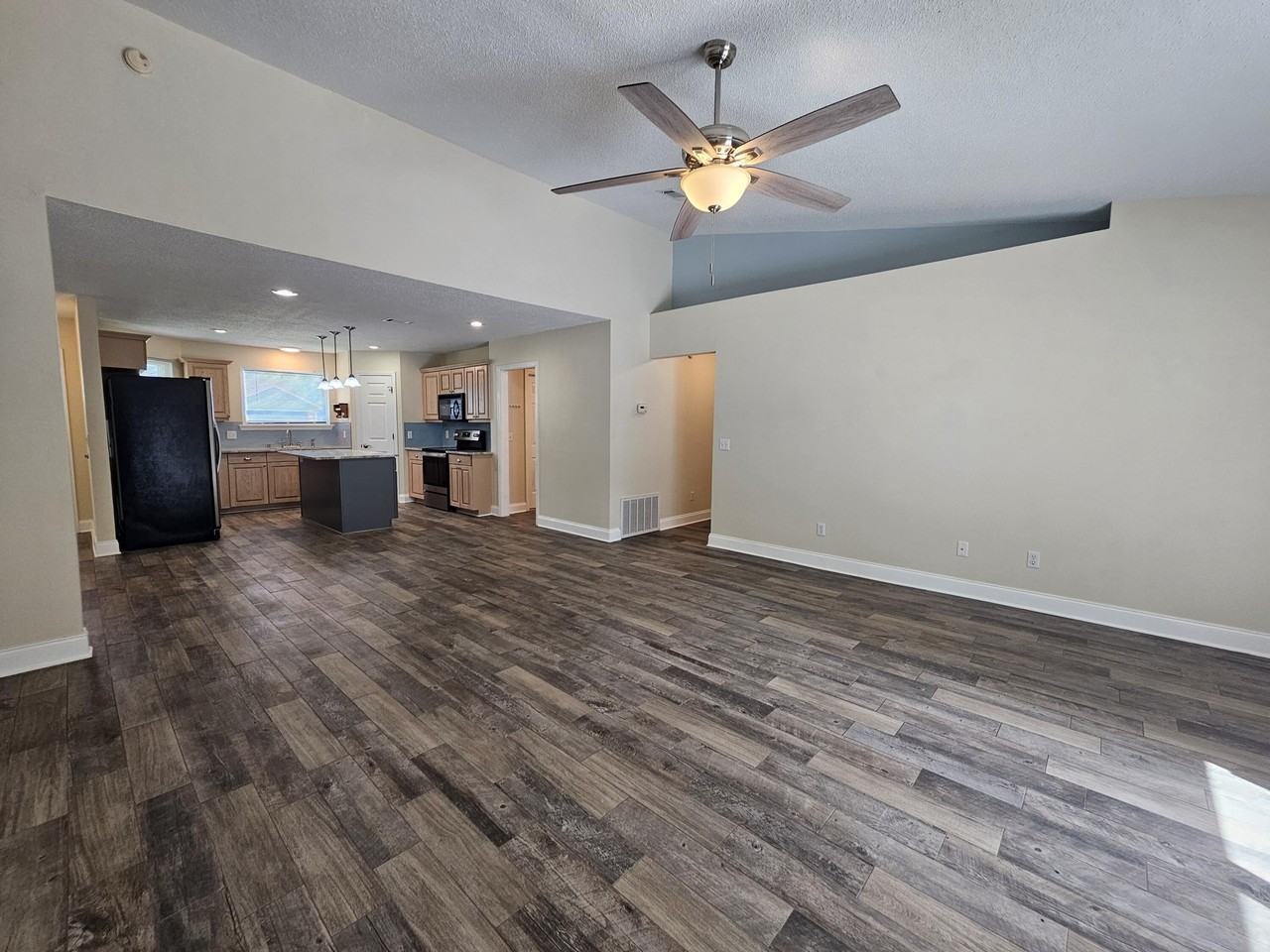 8082 Sleepy Bay Blvd - Photo 6 of 24