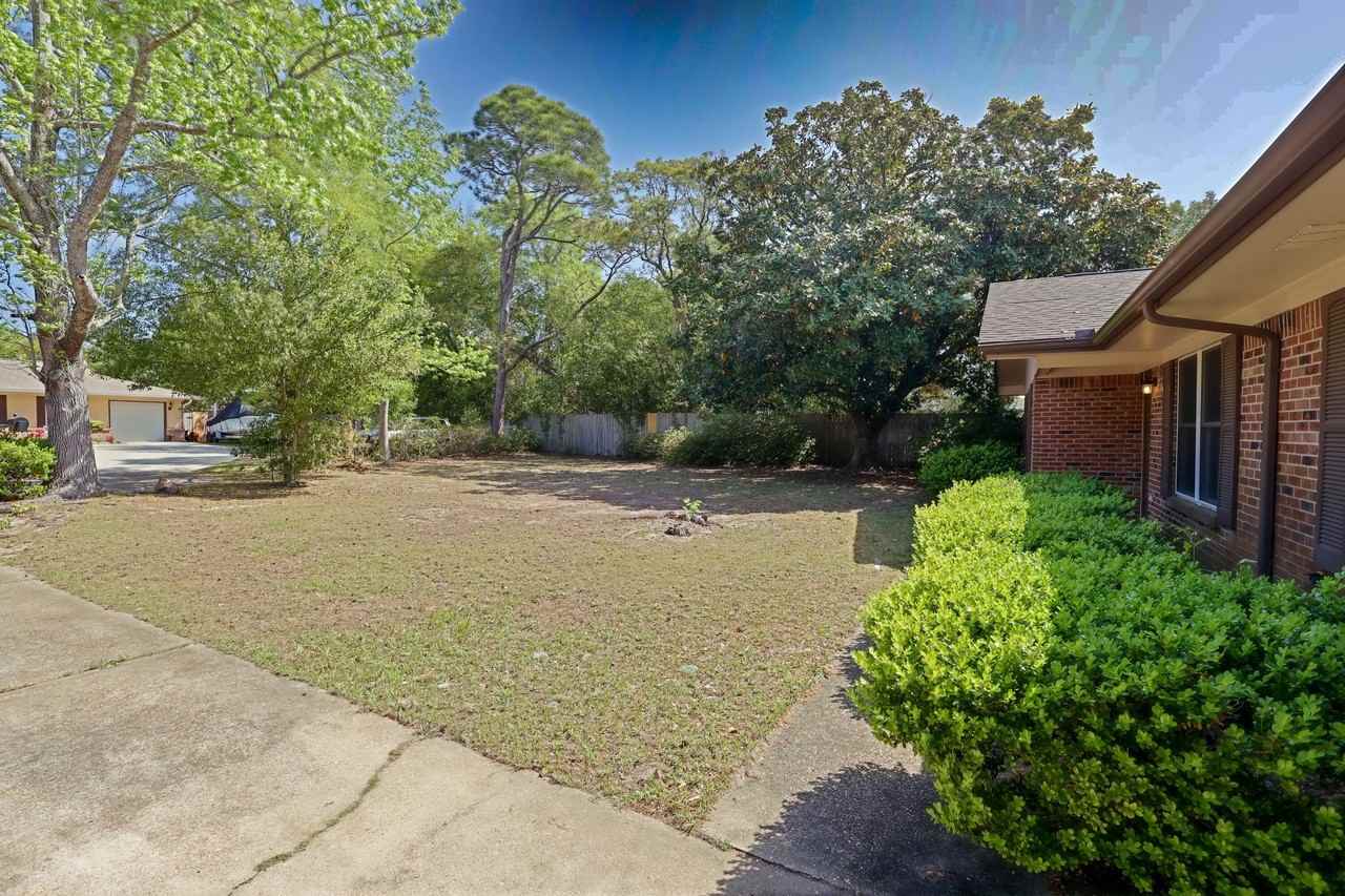 3363 El Portal St - Photo 3 of 28