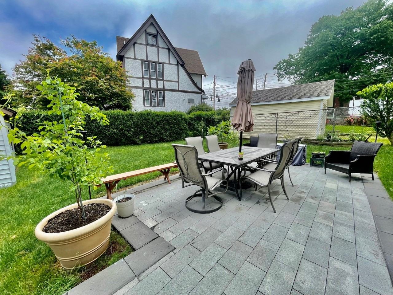 31 Midland Ave - Photo 2 of 12