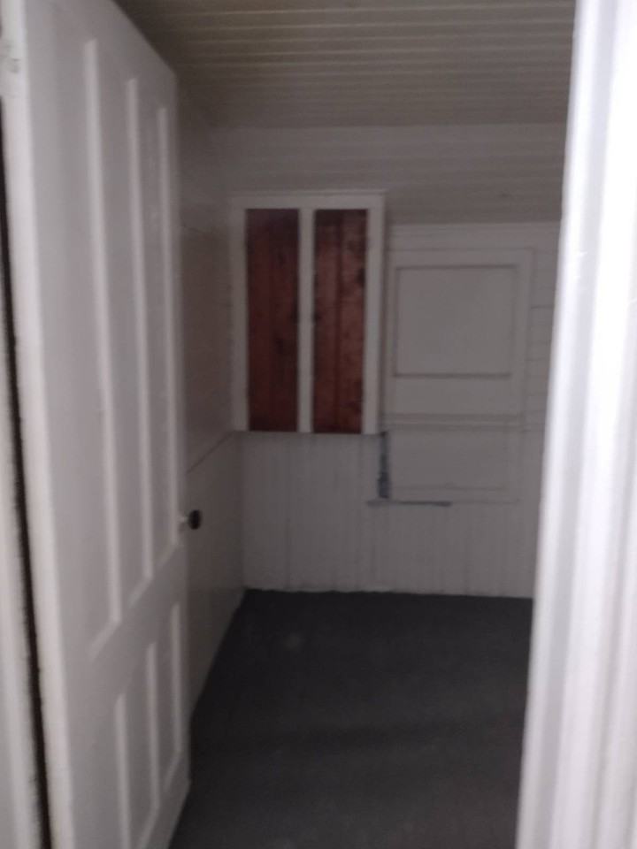 1426 Sunset Ave - Photo 6 of 10