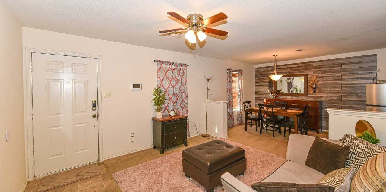 3703 Frigate Dr - Photo 3 of 18