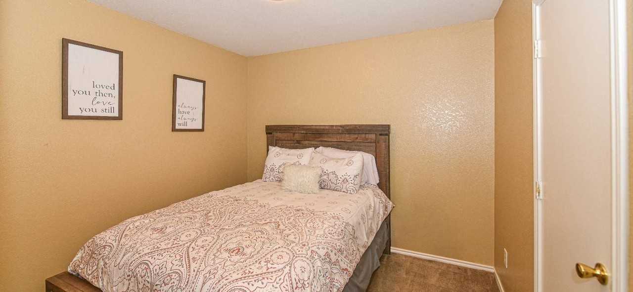 3703 Frigate Dr - Photo 6 of 18