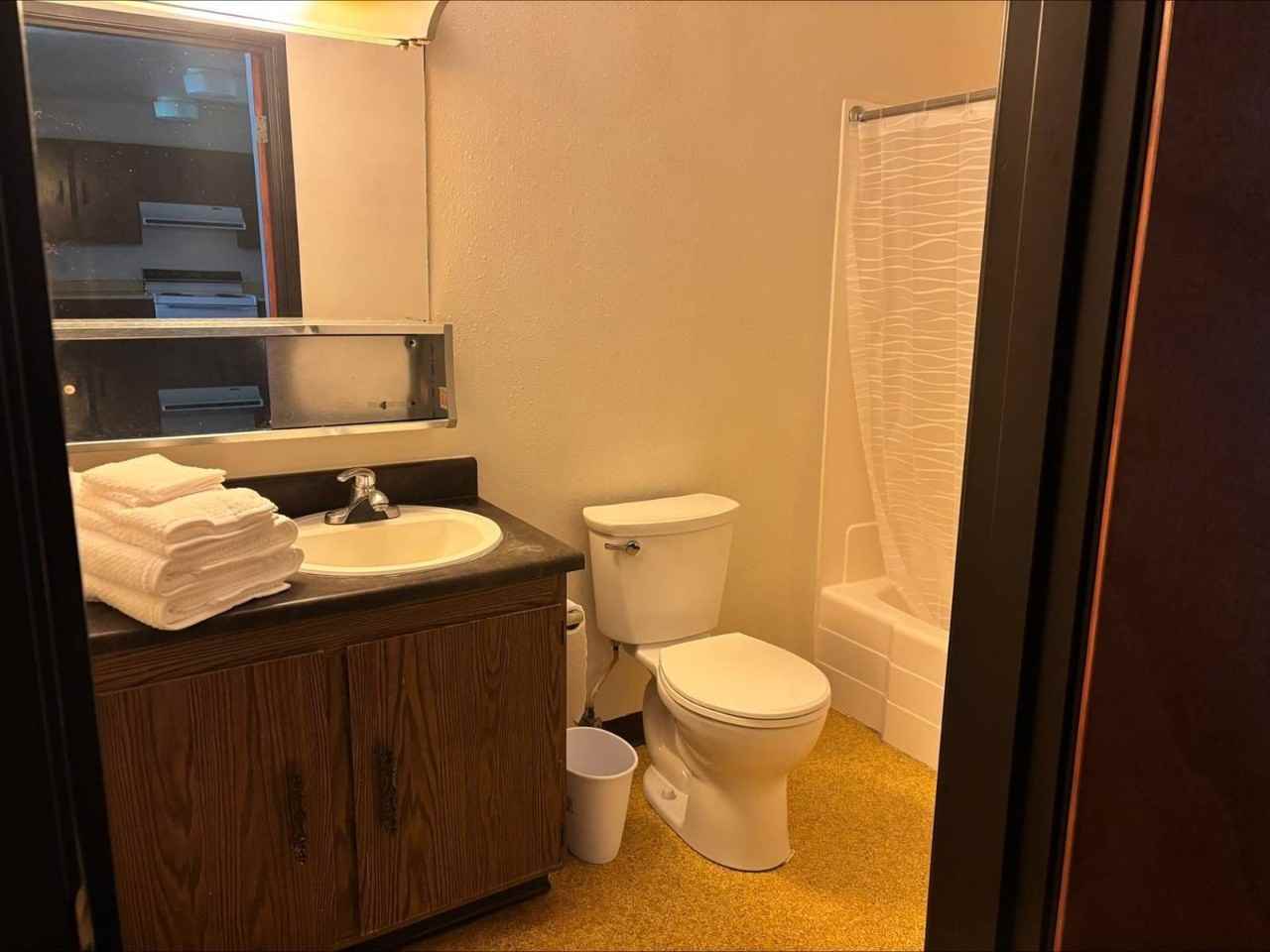 601 Main St - Photo 5 of 7
