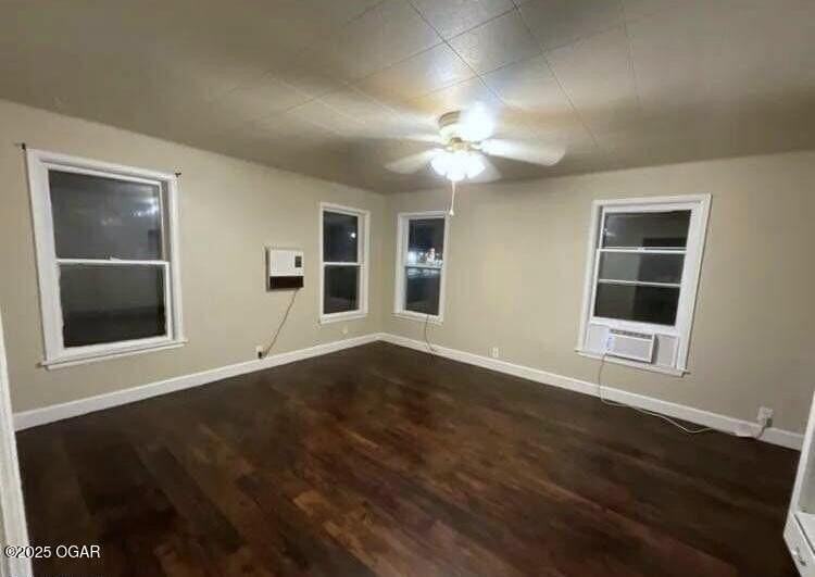 1920 S Upper 1/2 Connor Avenue - Photo 6 of 13