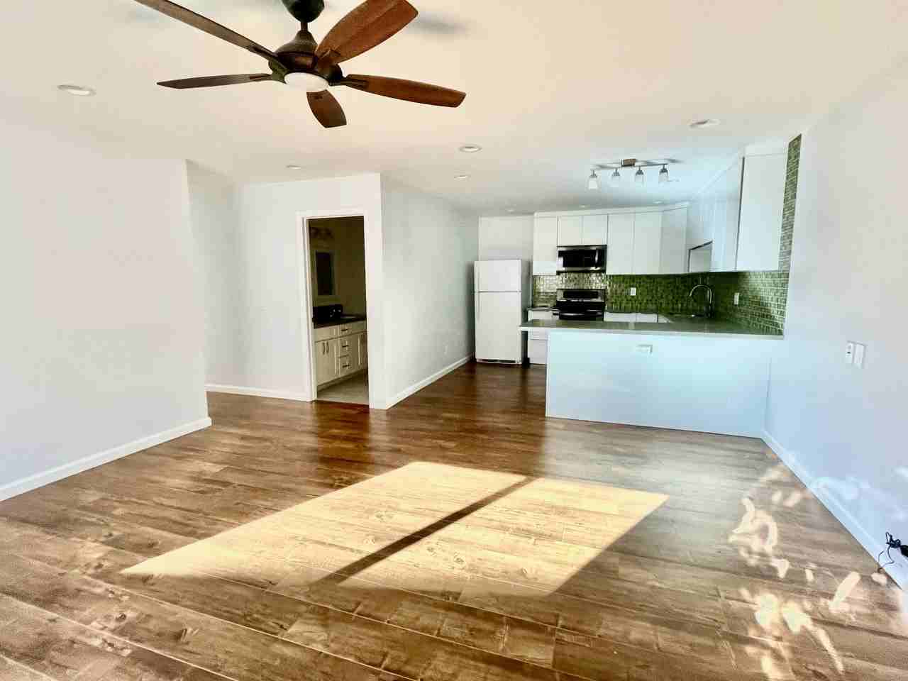 1310 Maalahi St #1 - Photo 3 of 9