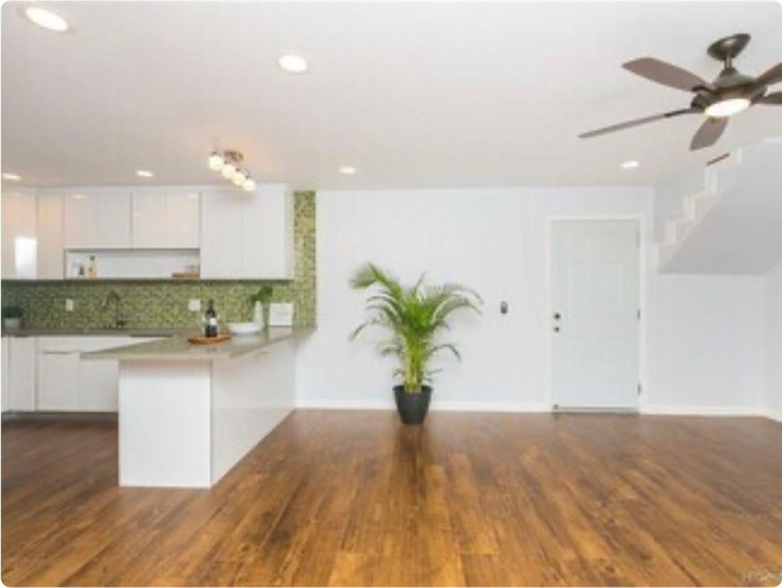 1310 Maalahi St #1 - Photo 4 of 9