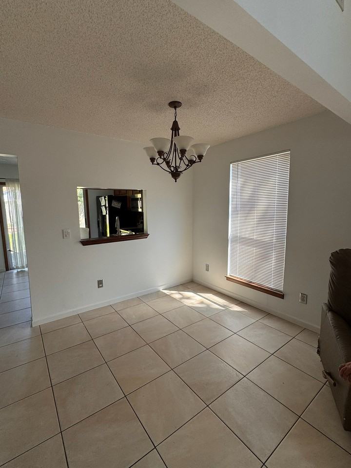 11719 Fort Caroline Lakes Dr #1 - Photo 5 of 22