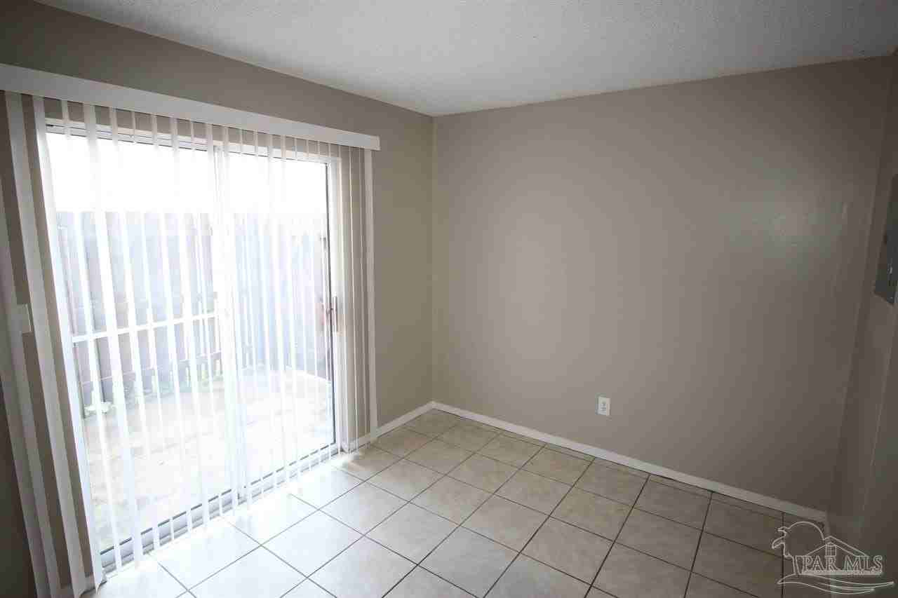 672 S 72nd Ave Apt A - Photo 5 of 12