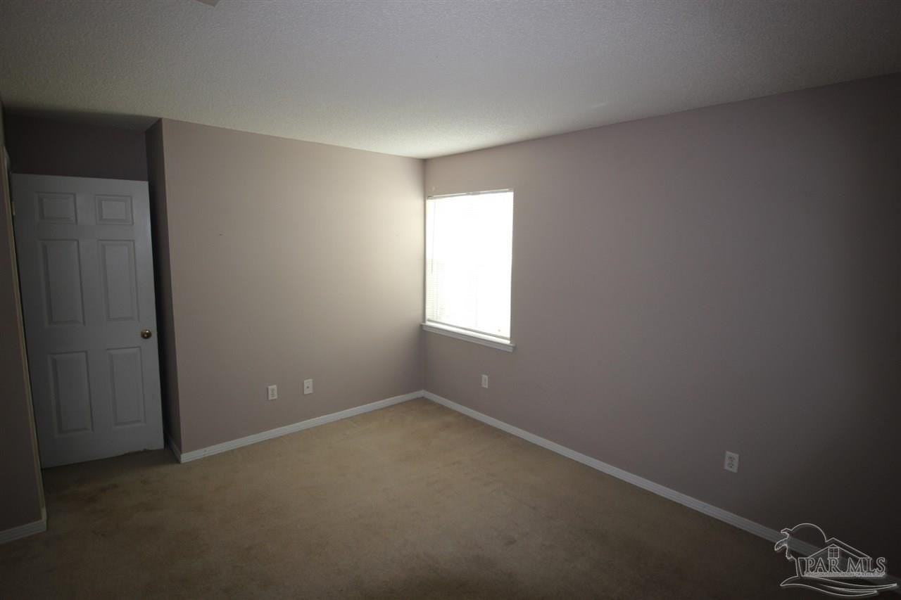 672 S 72nd Ave Apt A - Photo 7 of 12