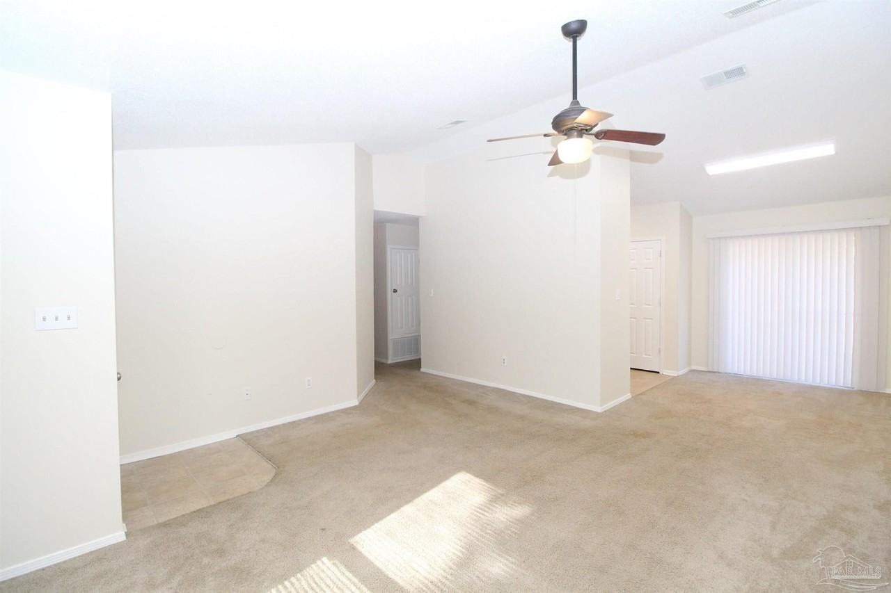 8126 Crystal Wells Pl - Photo 2 of 18