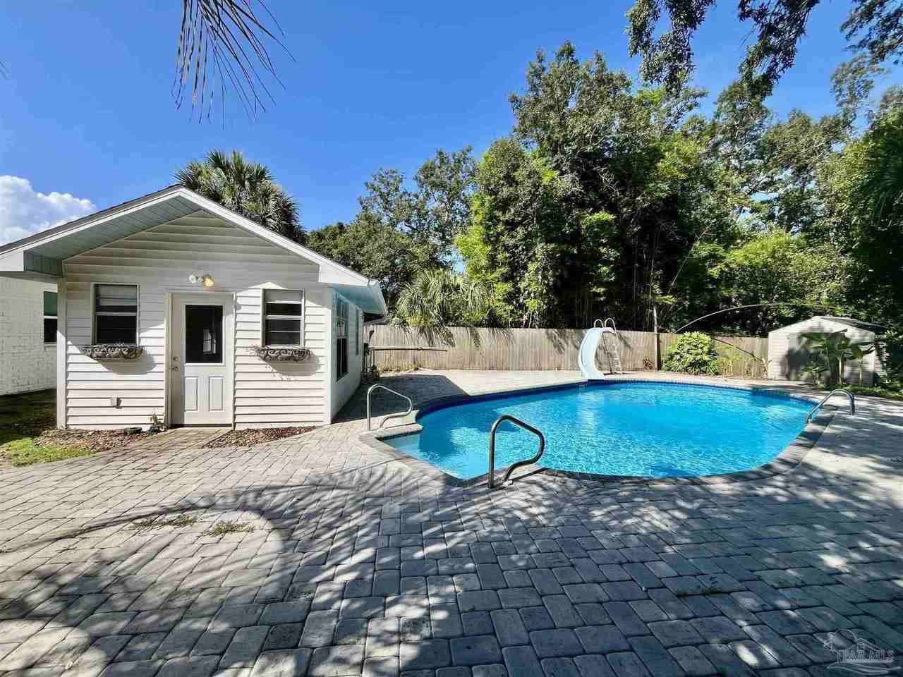 205 Florida Ave - Photo 3 of 41