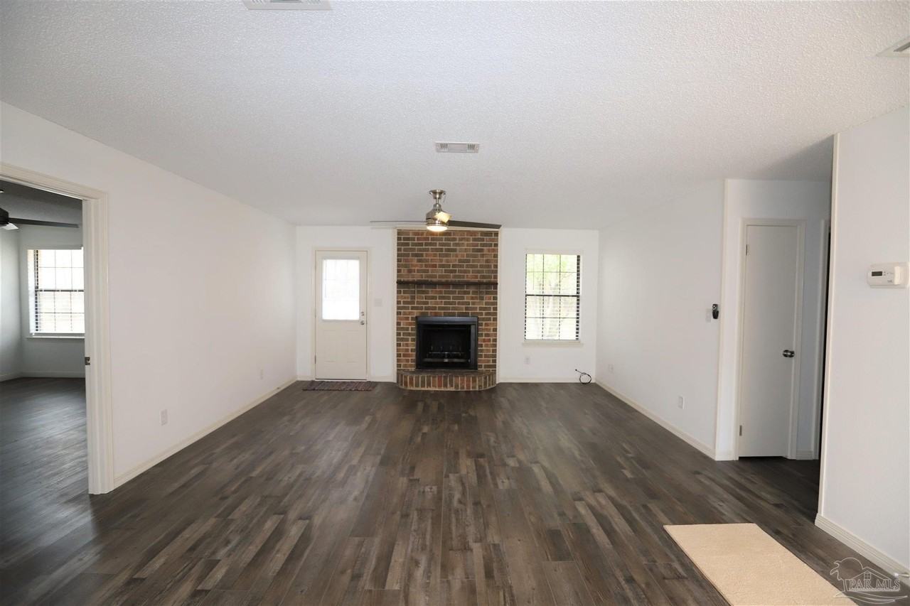 9830 Ginko Dr - Photo 2 of 18