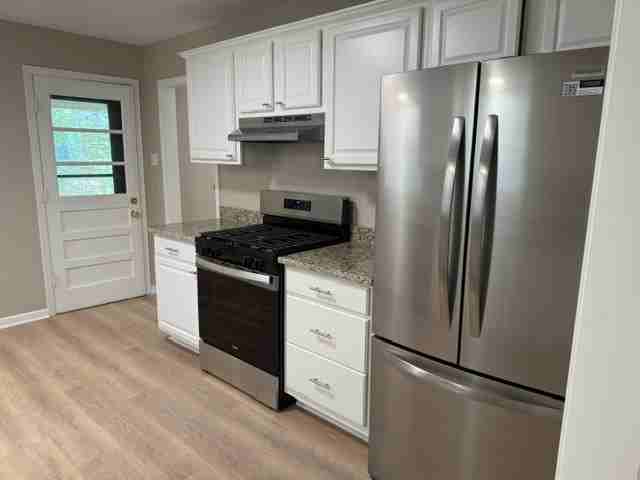 1520 Crestwood Rd #1 - Photo 5 of 37