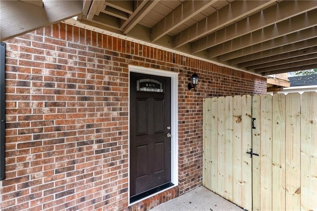 4518 Guam St - Photo 2 of 20