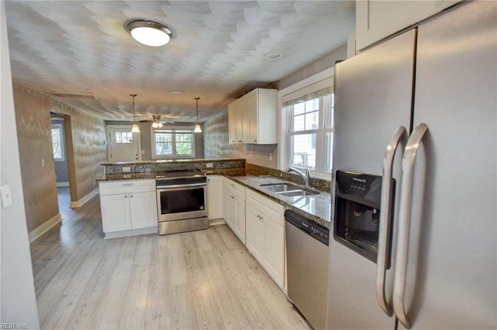 7304 Major Ave - Photo 4 of 34