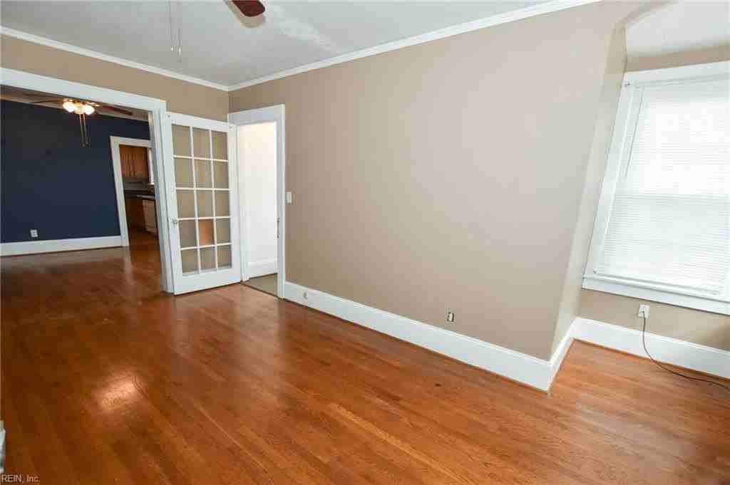 201 Park Rd #B - Photo 6 of 14