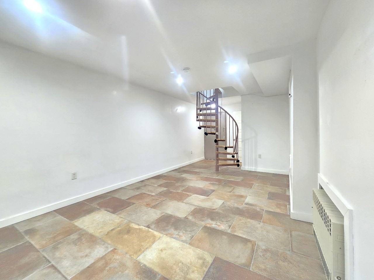 218 Withers St Apt 1a - Photo 2 of 9