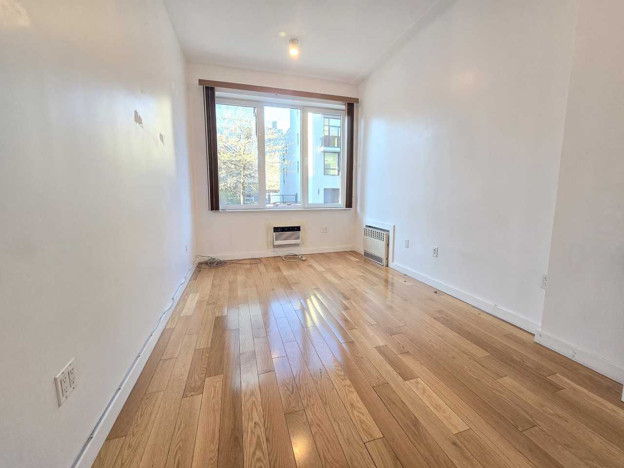 218 Withers St Apt 1a - Photo 4 of 9