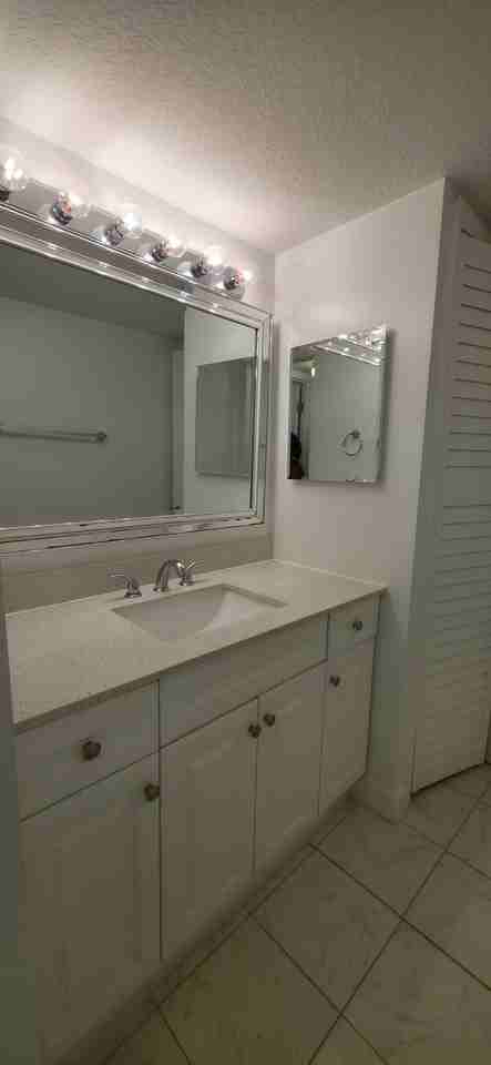6091 Nw 61st Ave #105 - Photo 7 of 26
