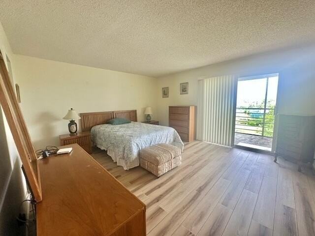 4014 Newcastle A - Photo 7 of 33