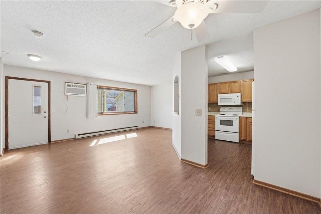 64 E 13th St - Photo 6 of 27