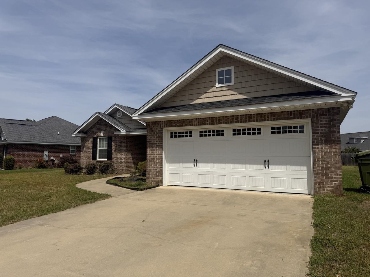 2850 Foxcroft Cir - Photo 3 of 50