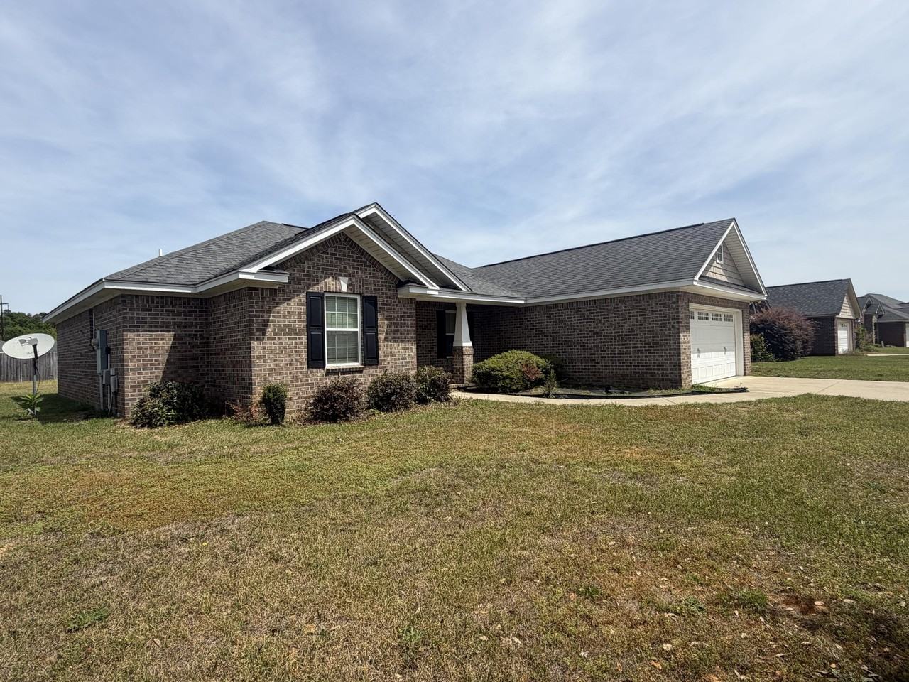 2850 Foxcroft Cir - Photo 4 of 50