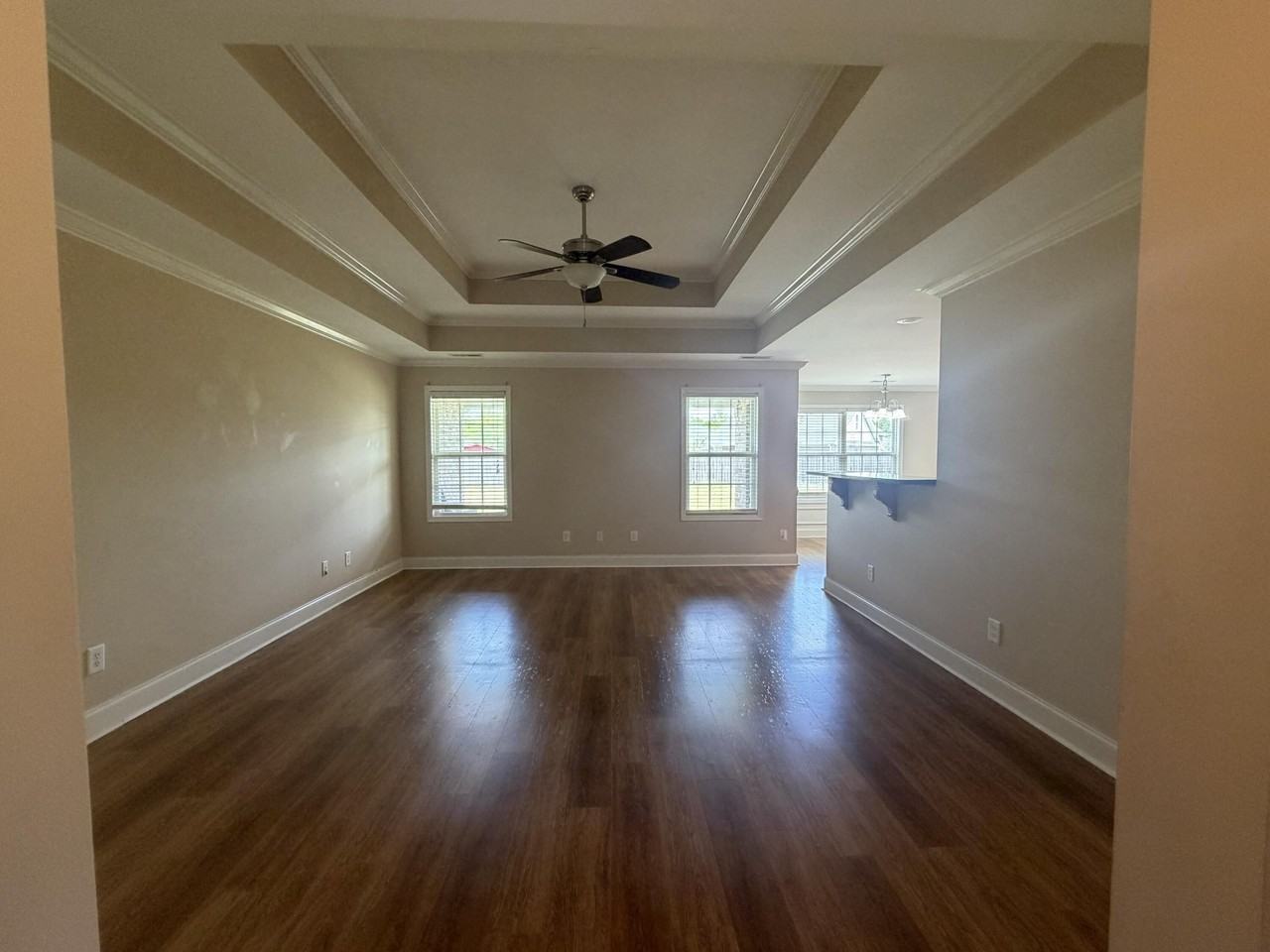 2850 Foxcroft Cir - Photo 7 of 50