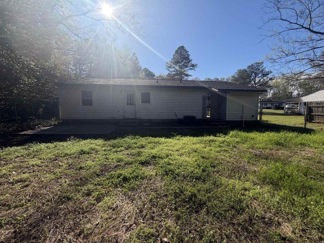 11 Coulter Dr - Photo 4 of 23