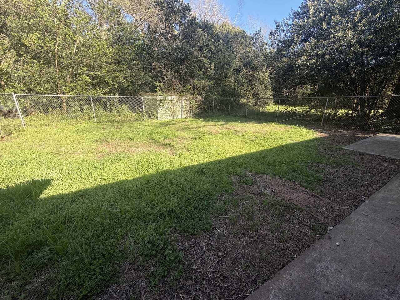 11 Coulter Dr - Photo 5 of 23