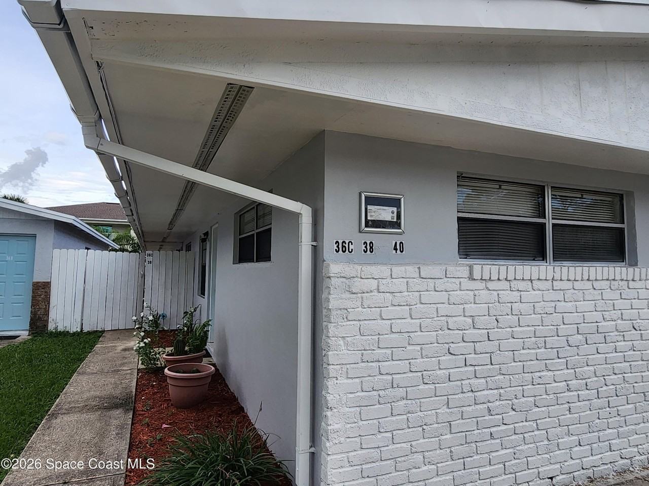 38 Elton St Unit B - Photo 3 of 24