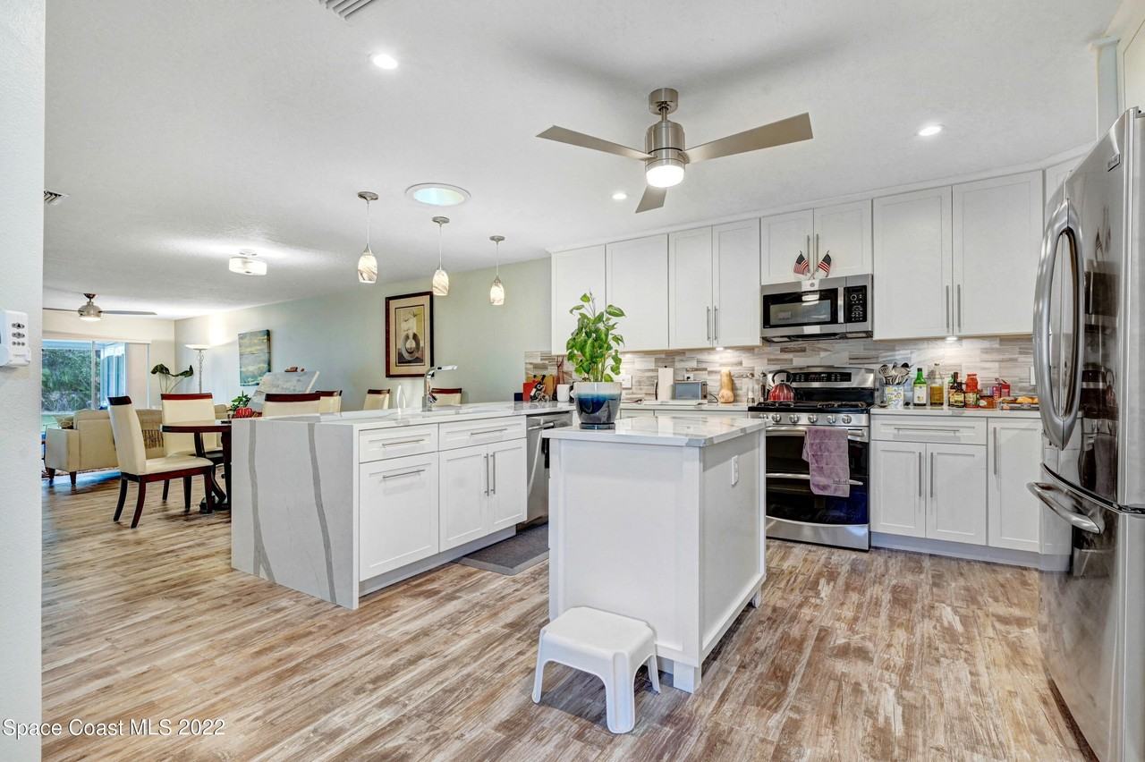 156 Plover Ln Unit 127 - Photo 2 of 40